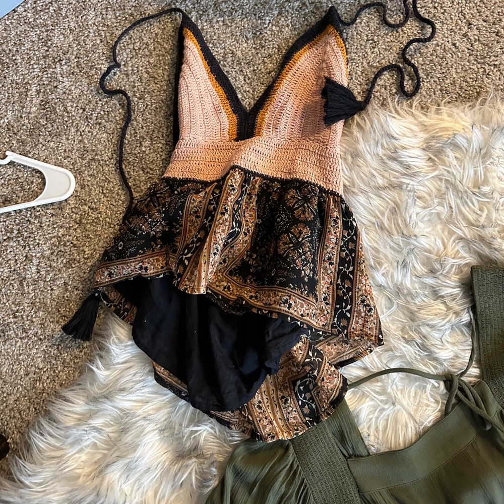 Top -american eagle size small